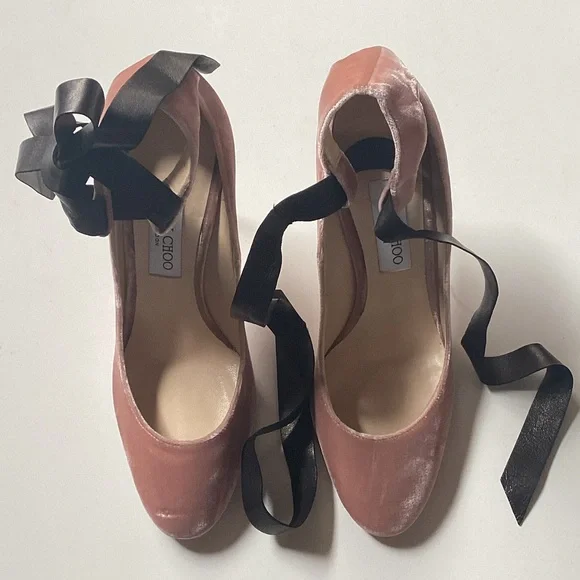 Jimmy Choo *Rosana Blush Velvet Heels with Leather Ankle Ties Size 40 - Picture 2 of 7